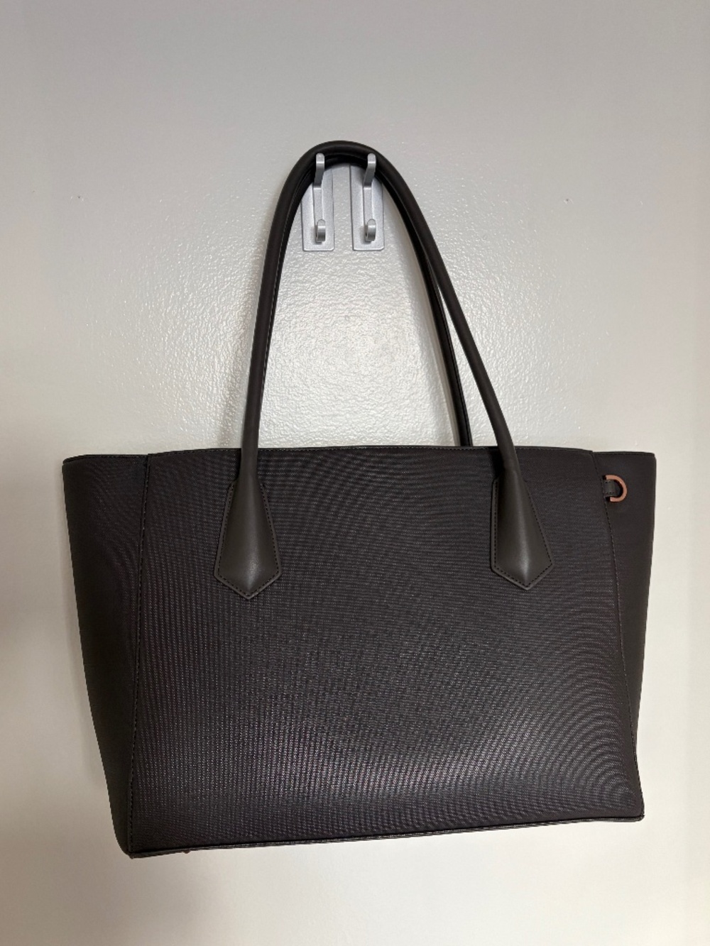 Dagne Dover Signature Tote Graphite, Legend
